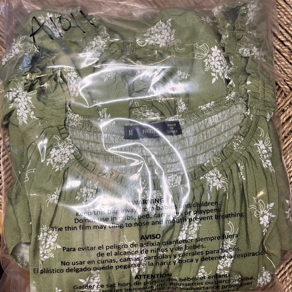 Heperus Green Floral Smocked Puff Sleeve Mini Dress – Size M - Picture 13 of 13